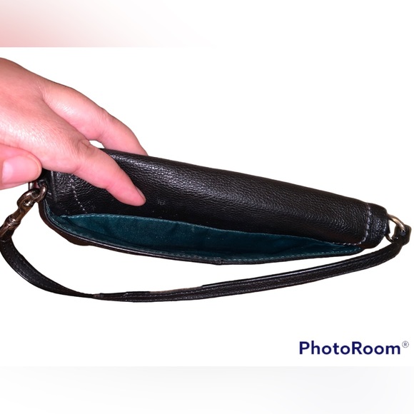 Vintage Coach Black Pebbled Hand Crafted Leather Wristlet or Clutch bag - Picture 9 of 12